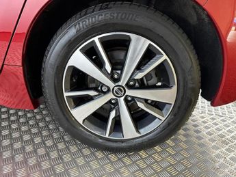 Nissan Leaf 40kWh Acenta Auto 5dr
