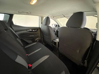 Nissan Qashqai 1.3 DIG-T Acenta Premium DCT Auto Euro 6 (s/s) 5dr