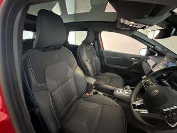 Renault Symbioz 1.6 E-TECH iconic esprit Alpine Auto Euro 6 (s/s) 5dr