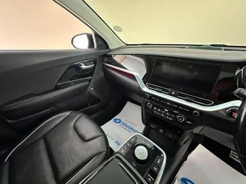 Kia Niro 64kWh 4+ Auto 5dr