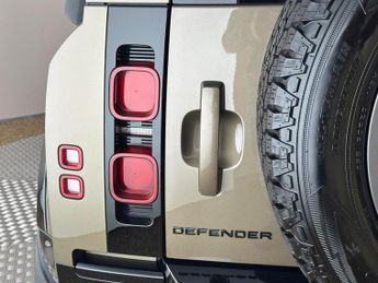 Land Rover Defender 110 3.0 D350 MHEV X-Dynamic HSE Hard Top SUV Auto 4WD MWB Euro 6 (s/