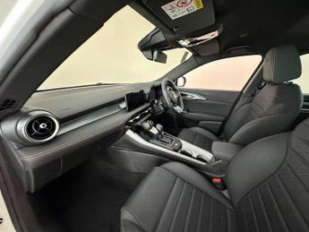 Alfa Romeo Tonale 1.5 VGT MHEV Ti DCT Euro 6 5dr