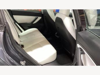 Tesla Model 3 (Dual Motor) Long Range Auto 4WDE 4dr