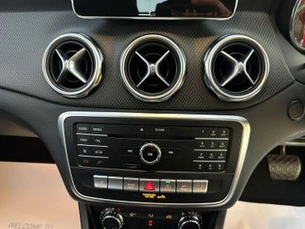 Mercedes-Benz GLA 1.6 GLA200 SE (Executive) 7G-DCT Euro 6 (s/s) 5dr