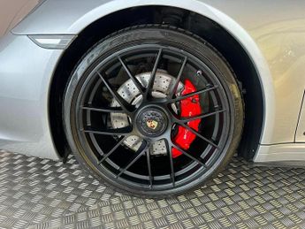 Porsche 911 3.0T 991 4 GTS Targa PDK 4WD Euro 6 (s/s) 2dr