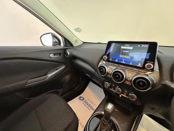 Nissan Juke 1.0 DIG-T Acenta DCT Auto Euro 6 (s/s) 5dr