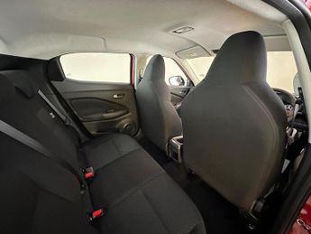 Nissan Juke 1.0 DIG-T Acenta DCT Auto Euro 6 (s/s) 5dr