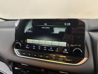 Nissan Qashqai 1.3 DIG-T MHEV N-Connecta XTRON Euro 6 (s/s) 5dr