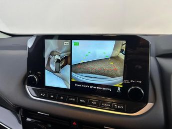 Nissan Qashqai 1.3 DIG-T MHEV N-Connecta XTRON Euro 6 (s/s) 5dr