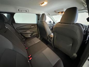 Nissan Qashqai 1.3 DIG-T MHEV N-Connecta XTRON Euro 6 (s/s) 5dr