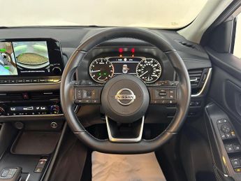 Nissan Qashqai 1.3 DIG-T MHEV N-Connecta XTRON Euro 6 (s/s) 5dr