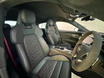 Audi RS e-tron GT 93.4kWh Carbon Vorsprung Auto quattro 4dr