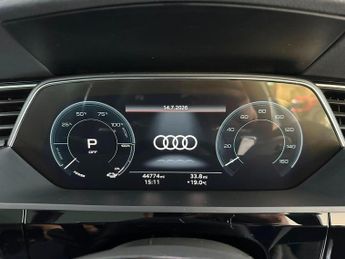 Audi e-tron 55 Technik Auto quattro 5dr 95kWh (11kW Charger)