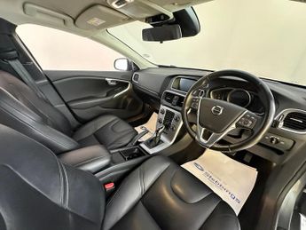 Volvo V40 1.5 T3 GPF Inscription Auto Euro 6 (s/s) 5dr