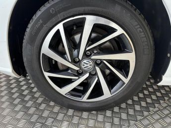 Volkswagen Golf 2.0 TDI Match Edition DSG Euro 6 (s/s) 5dr