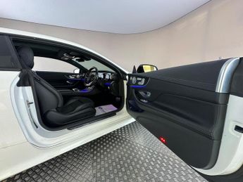 Mercedes-Benz E Class 2.0 E220d AMG Line (Premium Plus) G-Tronic+ 4MATIC Euro 6 (s/s) 