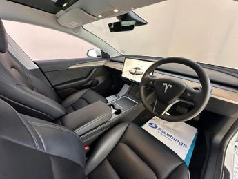 Tesla Model 3 Auto RWD 4dr