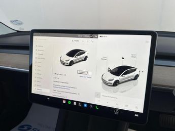 Tesla Model 3 Auto RWD 4dr