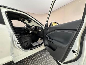 Nissan Juke 1.6 Premiere Edition Auto Euro 6 5dr