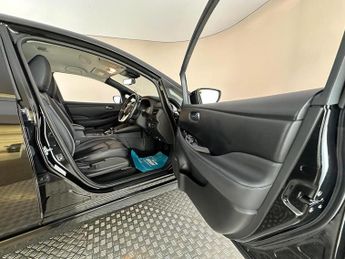 Nissan Leaf 62kWh e+ Tekna Auto 5dr