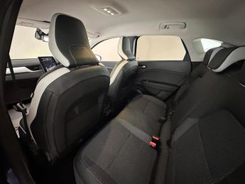 Renault Captur 1.6 E-TECH 9.8kWh S Edition Auto Euro 6 (s/s) 5dr