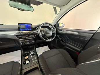 Ford Focus 1.0T EcoBoost Titanium Auto Euro 6 (s/s) 5dr