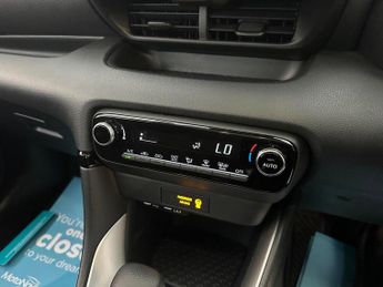 Toyota Yaris 1.5 VVT-h Icon E-CVT Euro 6 (s/s) 5dr