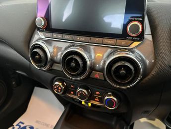 Nissan Juke 1.0 DIG-T Acenta DCT Auto Euro 6 (s/s) 5dr
