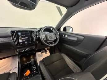 Volvo XC40 1.5 T3 R-Design Auto Euro 6 (s/s) 5dr
