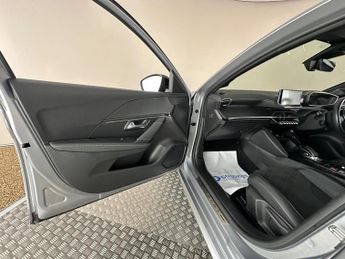 Peugeot E-208 50kWh GT Premium Auto 5dr