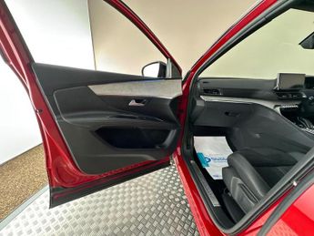 Peugeot 3008 1.2 PureTech GT Premium EAT Euro 6 (s/s) 5dr