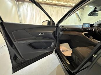 Peugeot 3008 1.6 12.4kWh Active Premium + e-EAT Euro 6 (s/s) 5dr