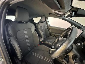 Renault Clio 1.6 E-TECH E-Tech engineered Auto Euro 6 (s/s) 5dr