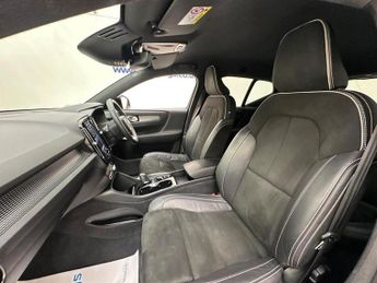 Volvo XC40 1.5h T5 Twin Engine Recharge 10.7kWh R-Design Auto Euro 6 (s/s)