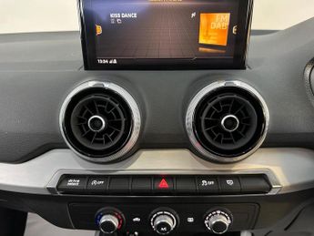 Audi Q2 2.0 TDI 35 S line S Tronic quattro Euro 6 (s/s) 5dr