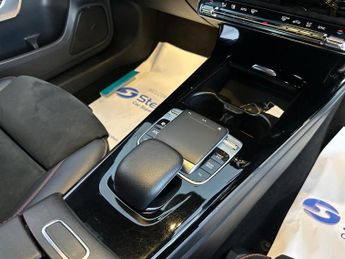 Mercedes-Benz A Class 1.5 A180d AMG Line (Premium) 7G-DCT Euro 6 (s/s) 5dr