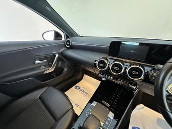 Mercedes-Benz A Class 1.5 A180d Sport 7G-DCT Euro 6 (s/s) 5dr