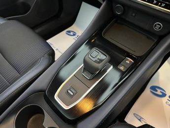 Nissan Qashqai 1.3 DIG-T MHEV Tekna XTRON Euro 6 (s/s) 5dr