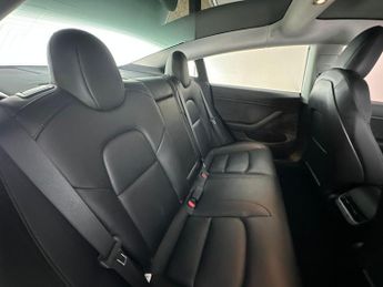 Tesla Model 3 Standard Range Plus Auto RWD 4dr