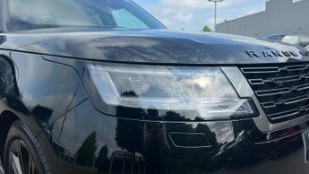 Land Rover Range Rover 3.0 D350 Autobiography 4dr Auto With Massage Seats and Sliding P