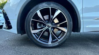 Volkswagen Tiguan 1.4 TSI eHybrid R-Line 5dr DSG (Navigation)(Dual Zone Climate Co