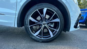 Volkswagen Tiguan 1.4 TSI eHybrid R-Line 5dr DSG (Navigation)(Dual Zone Climate Co