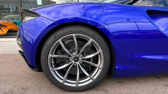 McLaren Artura SPIDER