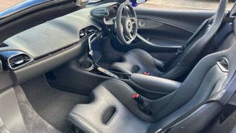 McLaren Artura SPIDER