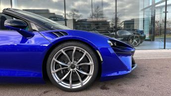 McLaren Artura SPIDER