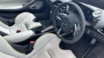 McLaren Artura V6 PHEV 2dr DCT
