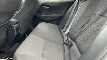 Toyota Corolla 1.8 VVT-i Hybrid Icon Tech 5dr CVT - Heated Front Seats - Revers