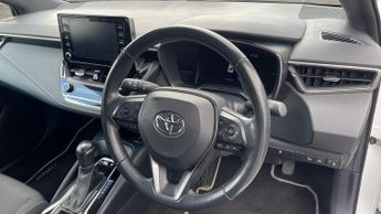 Toyota Corolla 1.8 VVT-i Hybrid Icon Tech 5dr CVT - Heated Front Seats - Revers