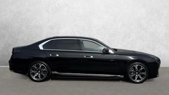 BMW i7 400kW xDrive60 Excellence Pro 105.7kWh 4dr Auto