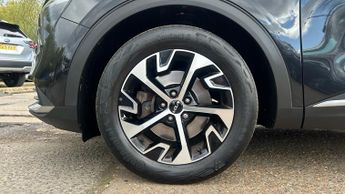 Kia Sportage 1.6T GDi ISG Launch Edition 5dr Manual with 1 Owner  Apple Carpl